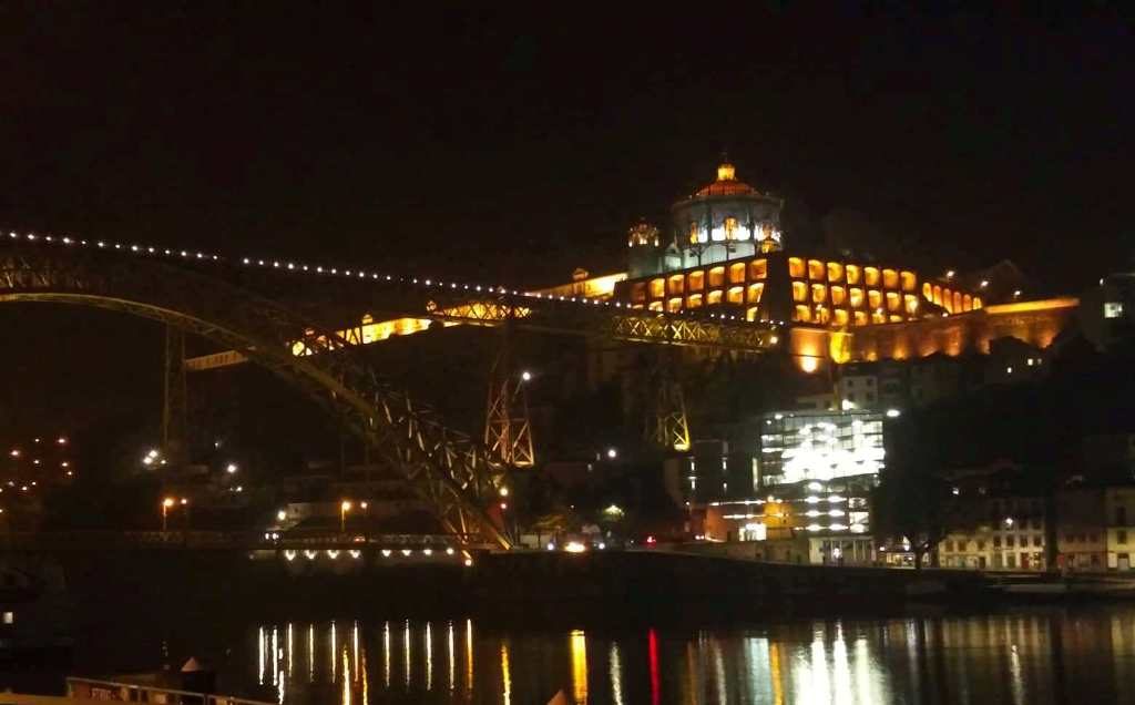 Porto öösel
